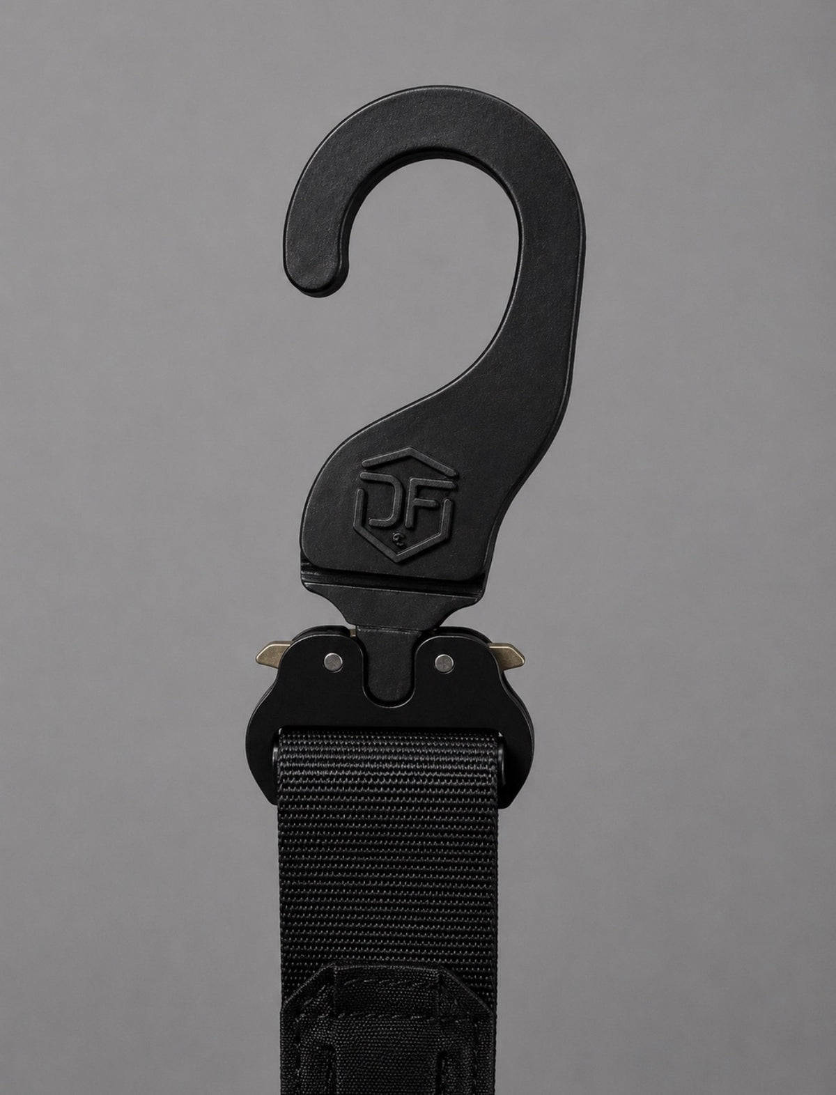 Percha hebilla cobra