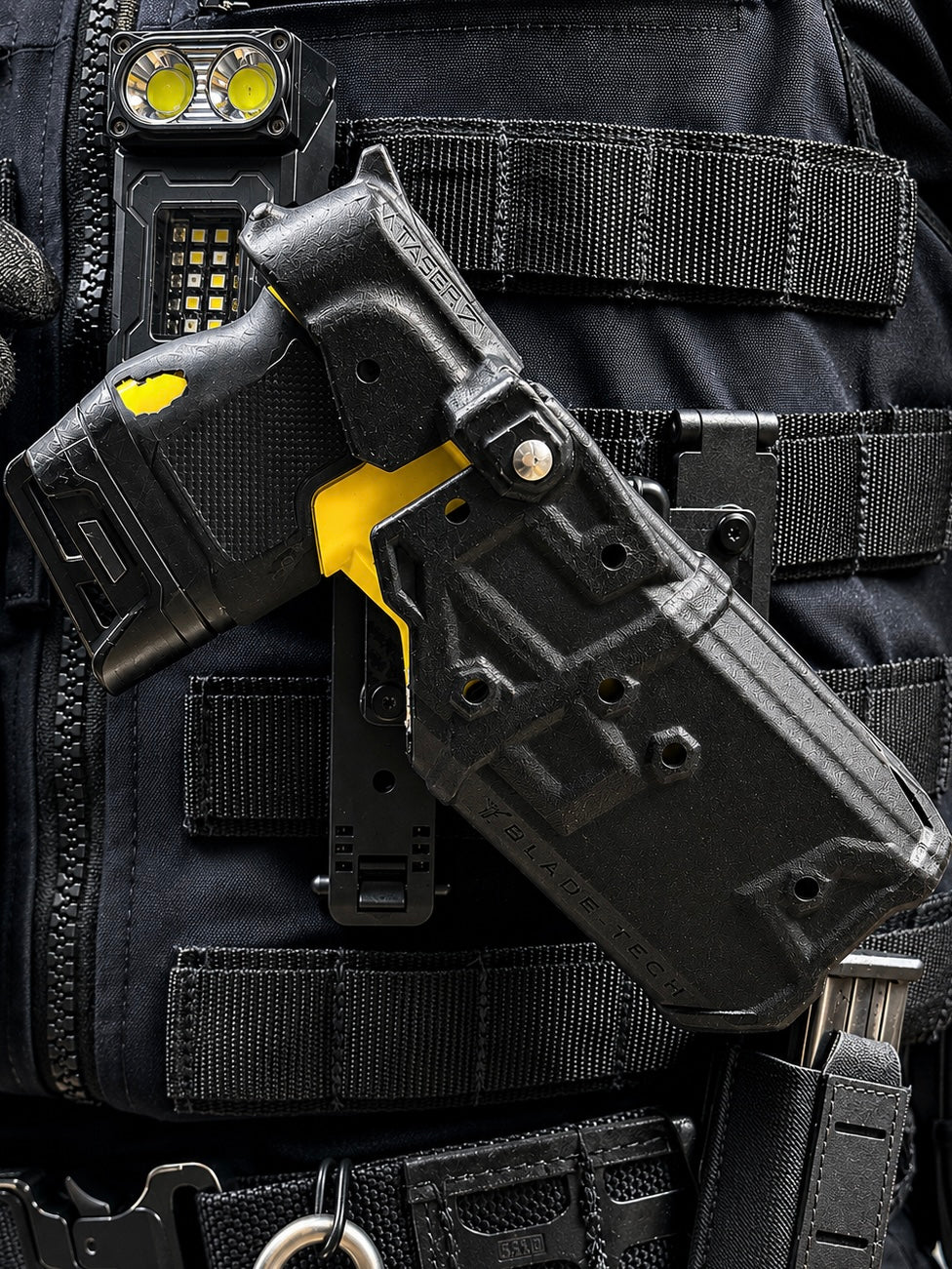 Soporte Taser MOLLE